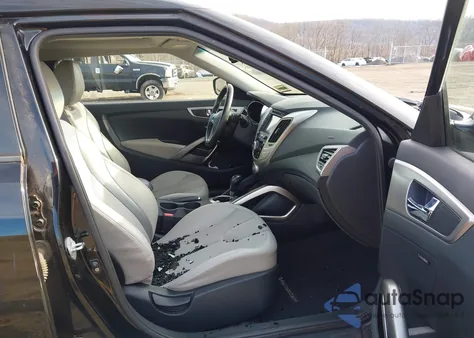 2012 Hyundai Veloster Base W/Gray z USA, uszkodzony, nr VIN KMHTC6AD3CU054734